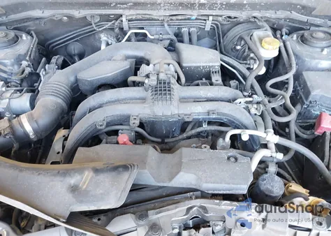 2018 Subaru Forester 2.5I Premium z USA, uszkodzony, nr VIN JF2SJAGC3JH421503